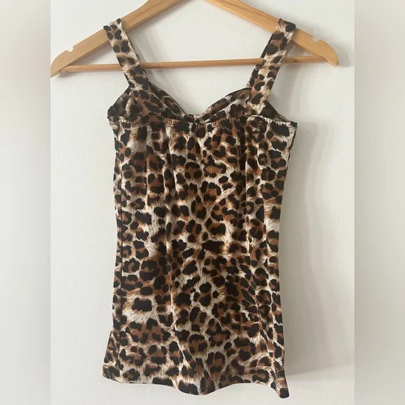 Leopard Print Women's Top - Picture 2 of 3